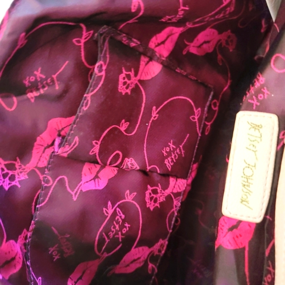 Betsey Johnson floral tote purse/ bag! - Picture 13 of 16